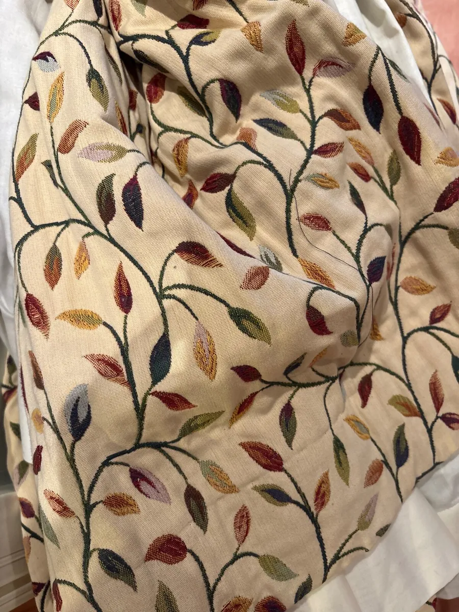 Beautifully made, fully lined curtains for sale. - Image 1