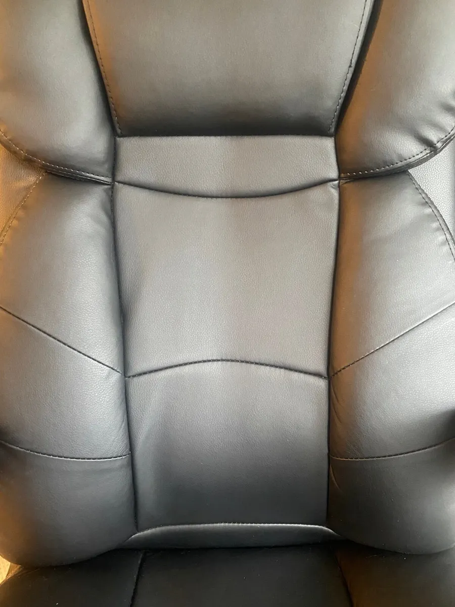 Luxury Office Chair - Image 2