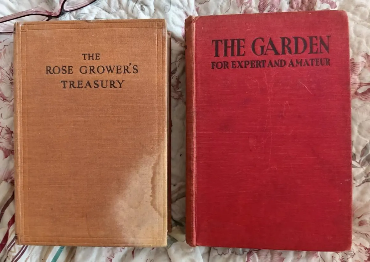 Two Old Gardening Books - Image 1