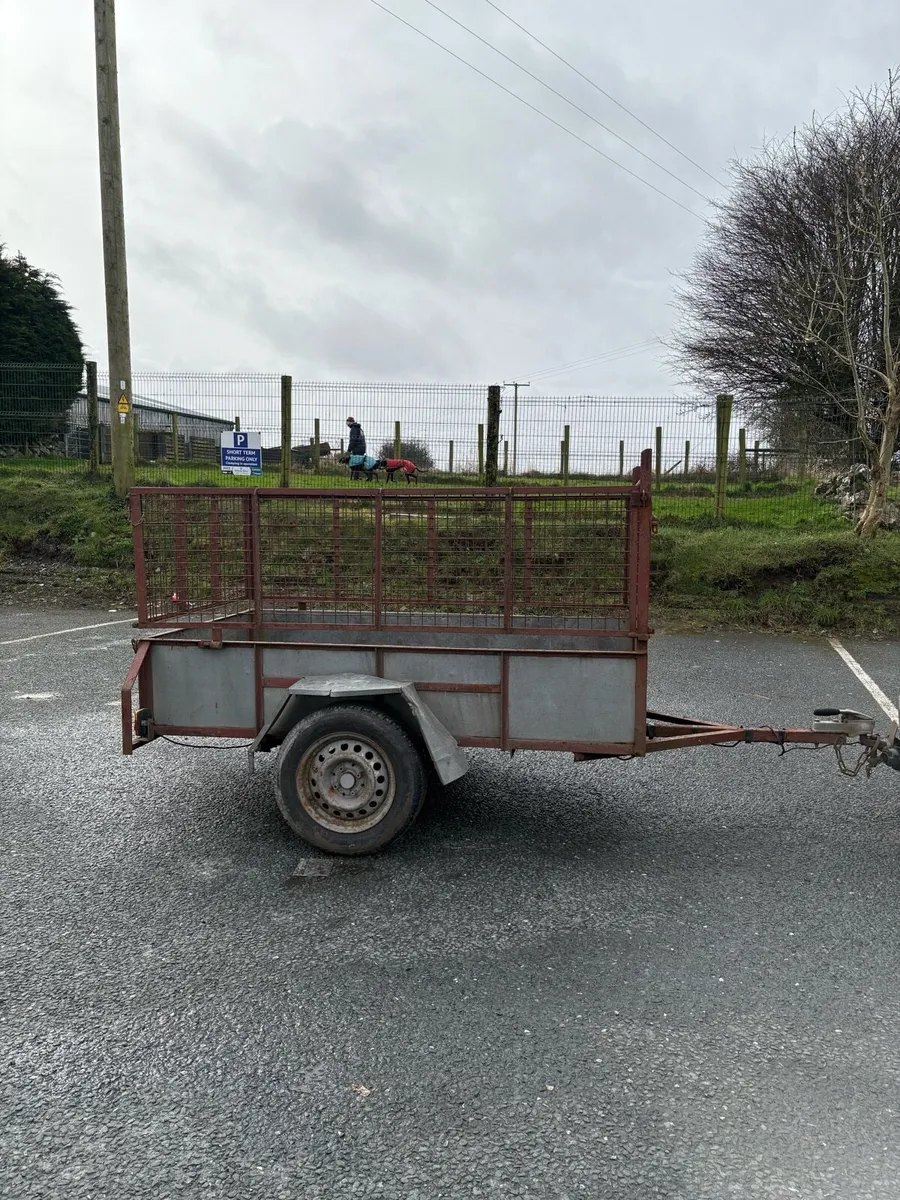 7/4 trailer - Image 1