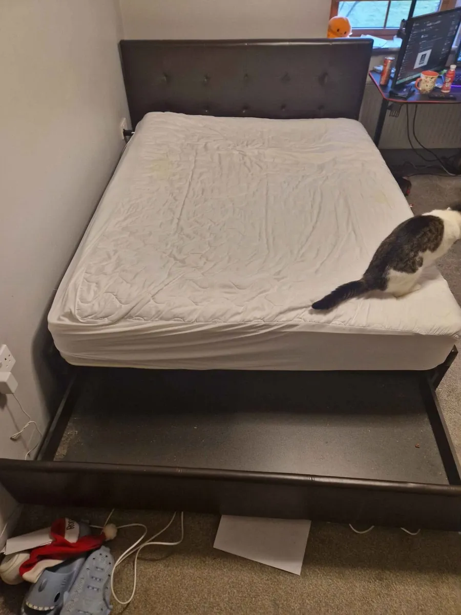 King Size Bed with Mattress - Image 4