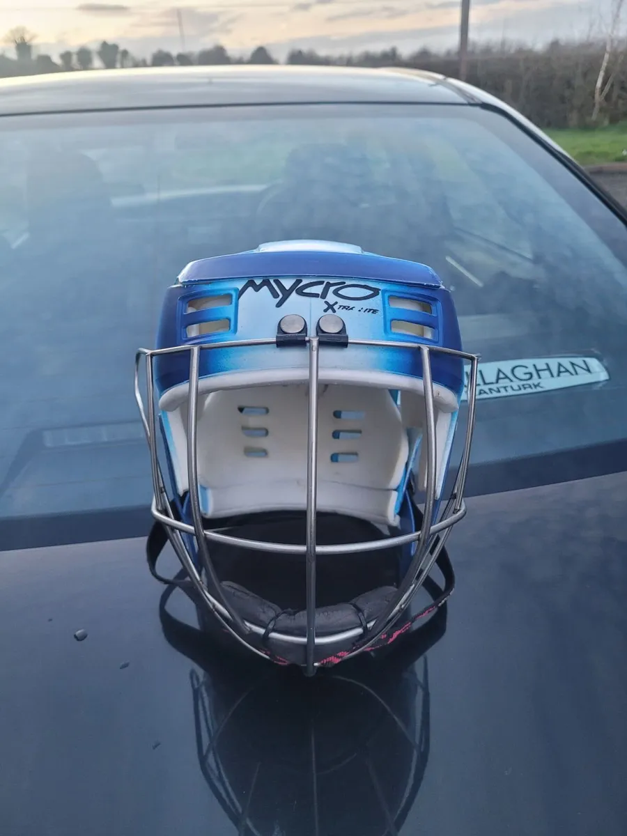 Hurling helmets - Image 3
