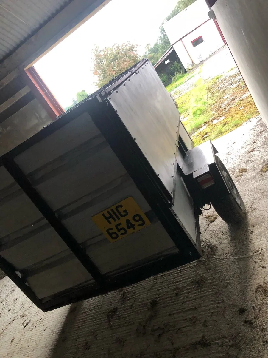 small livestock trailer - Image 4
