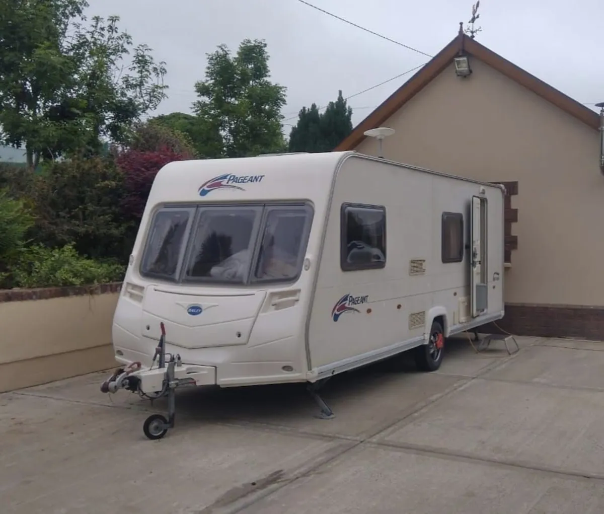 Caravan Bailey Pageant - Image 1