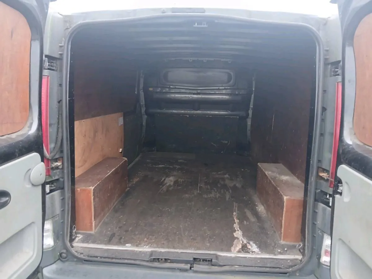 NISSAN PRIMASTAR (2008) DOE 04/26 1 OWNER - Image 4