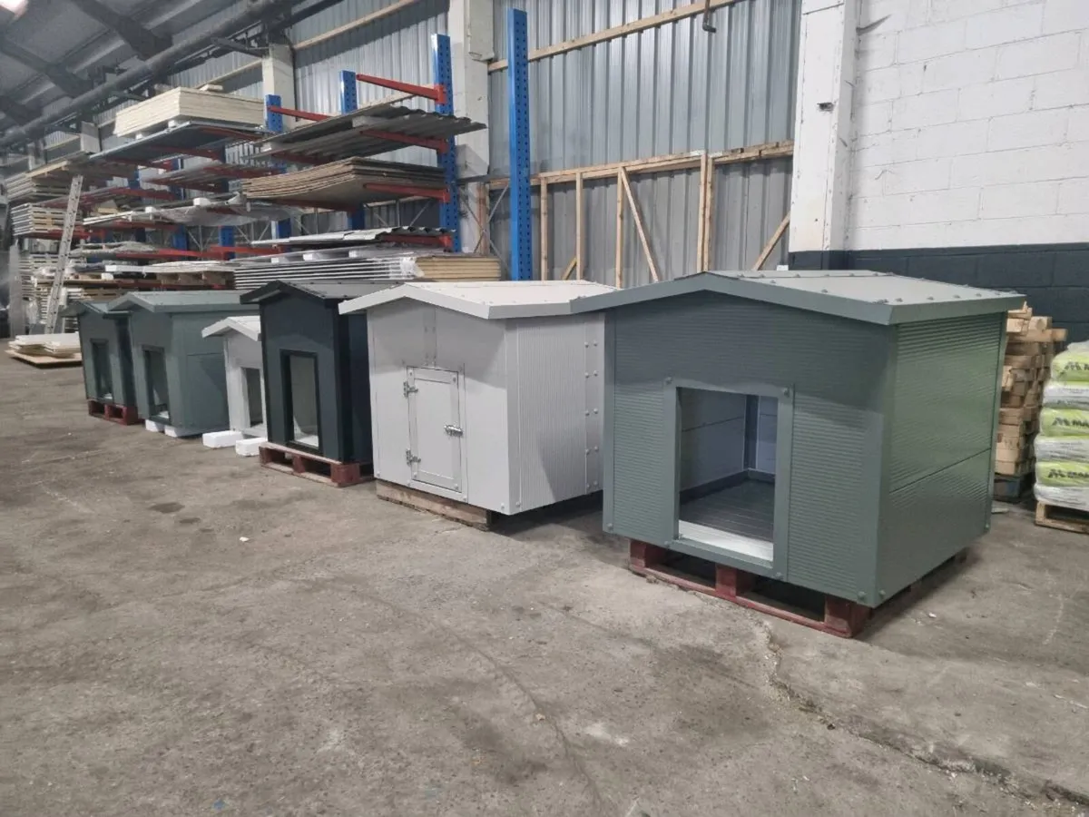 Insulated Dog kennels - Image 1
