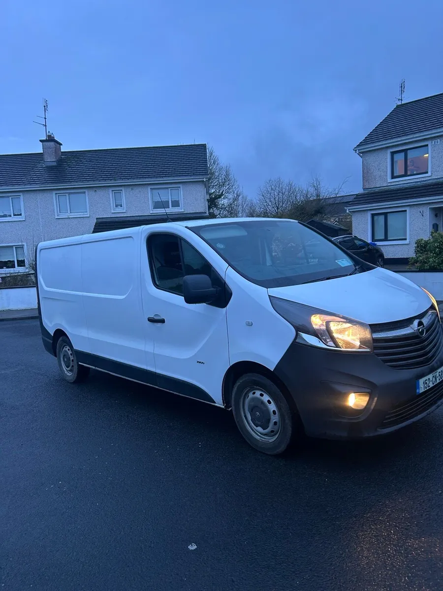 2015 Opel Vivaro - Image 2