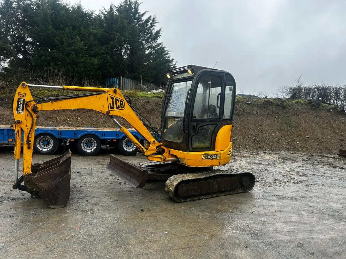JCB 8032 zero swing - Image 1