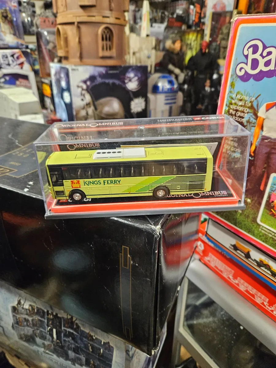 Corgi Bus