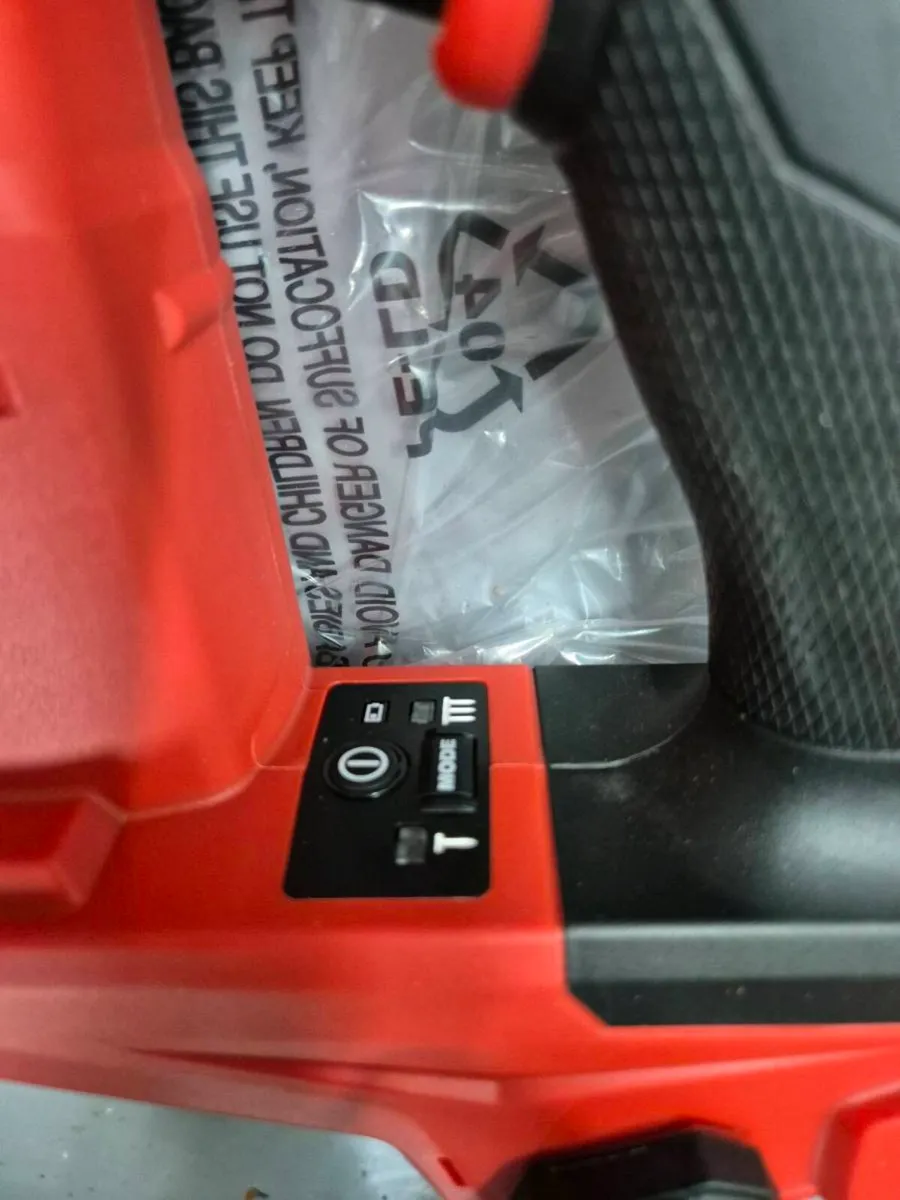 Milwaukee M18 Fuel 18 Gauge 2nd Fix Nail Gun Body - Image 2