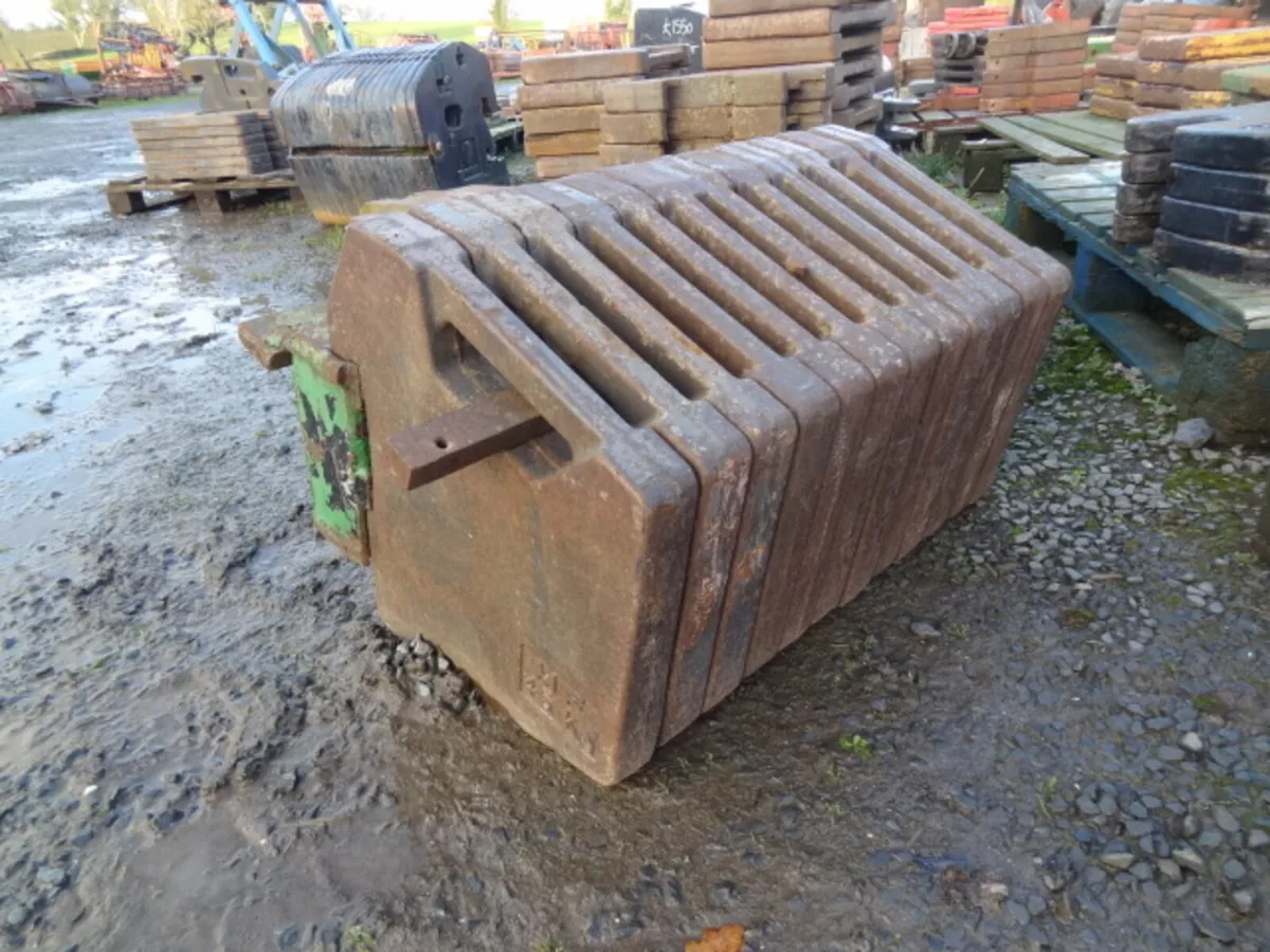 MF Massey Ferguson 45KG Tractor Weight slices - Image 1