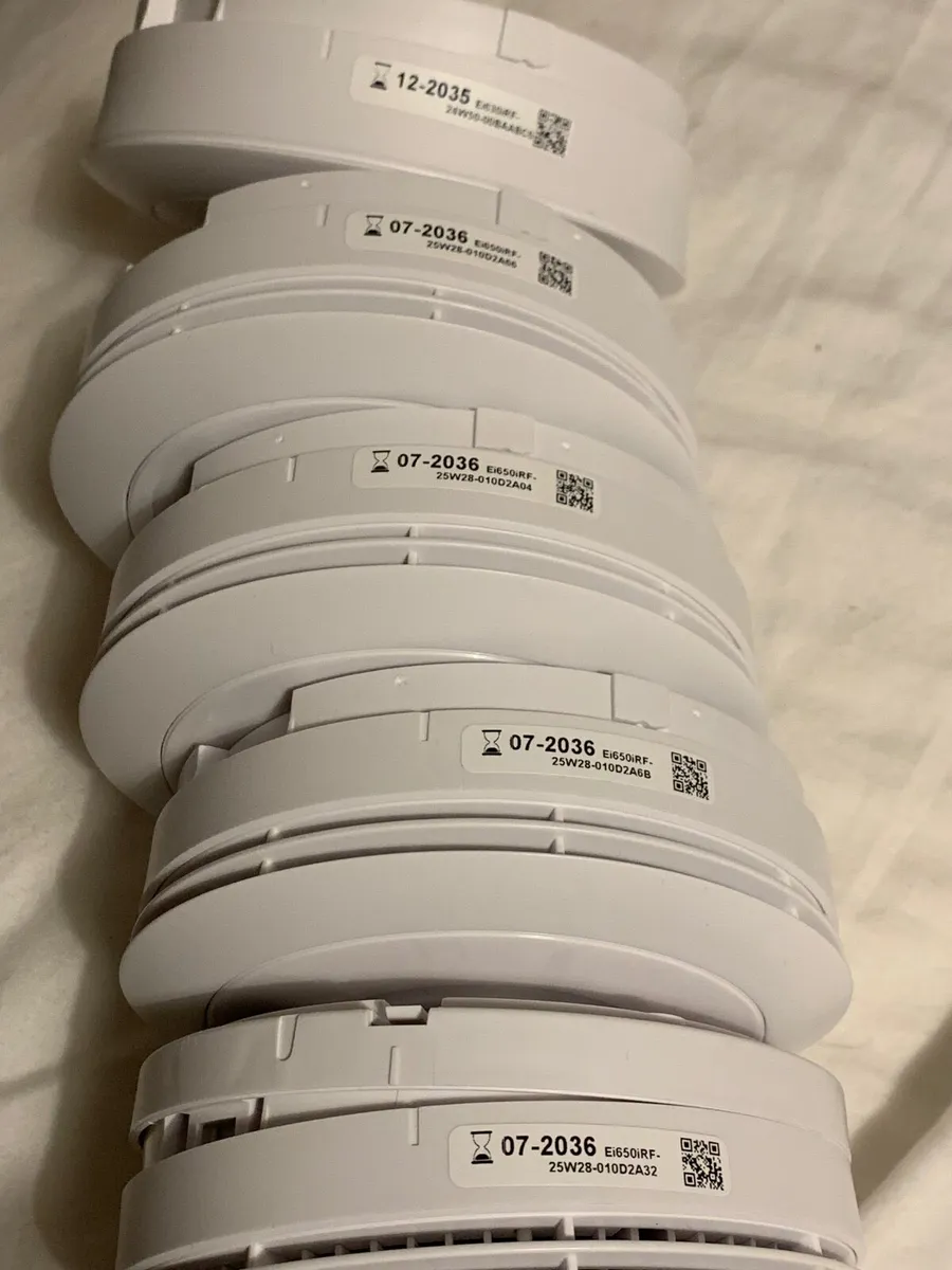 Set of 5 domestic fire alarms - Image 4