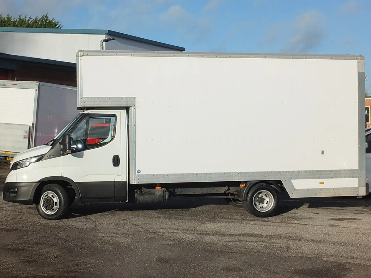 2021 Iveco Daily Luton Box Van - Image 1
