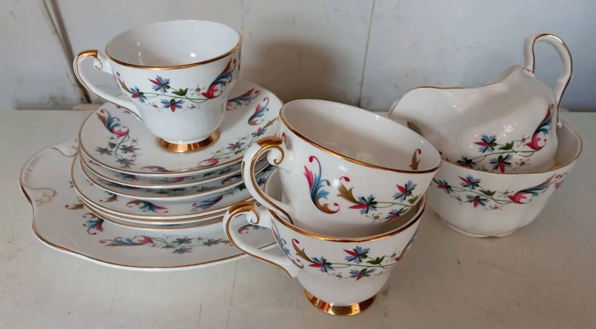 Royal Tara Teaset - Image 1