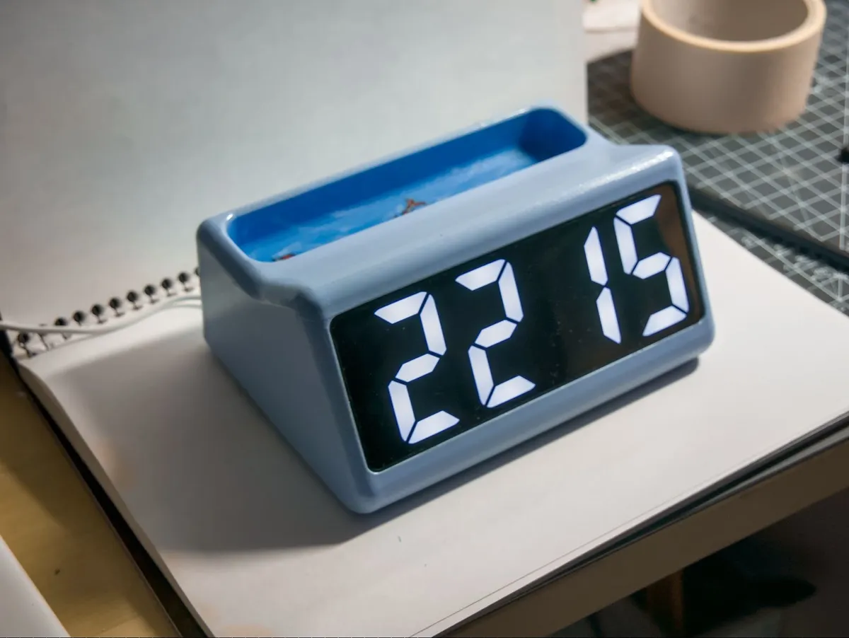 Koi Fish Inspired Digital Clock - FREE DELIVERY - Image 3