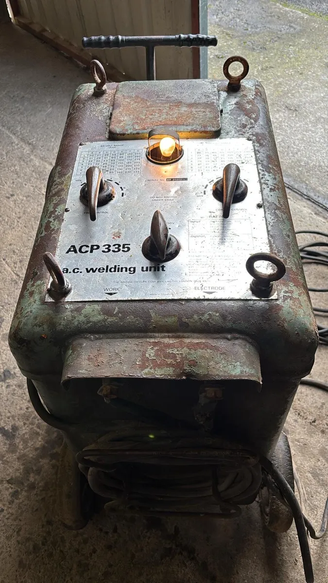 335amp oil cooled welder - Image 1