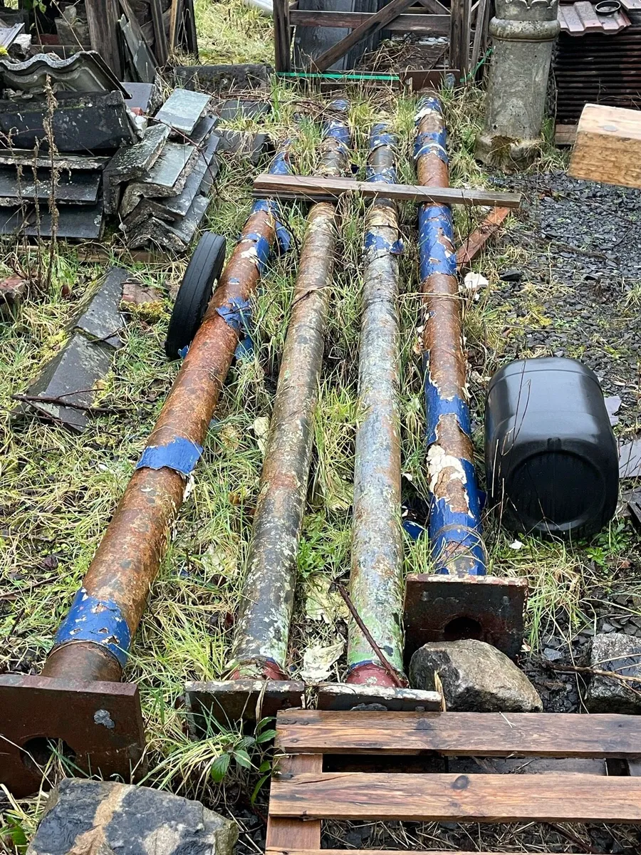 Cast iron columns - Image 1