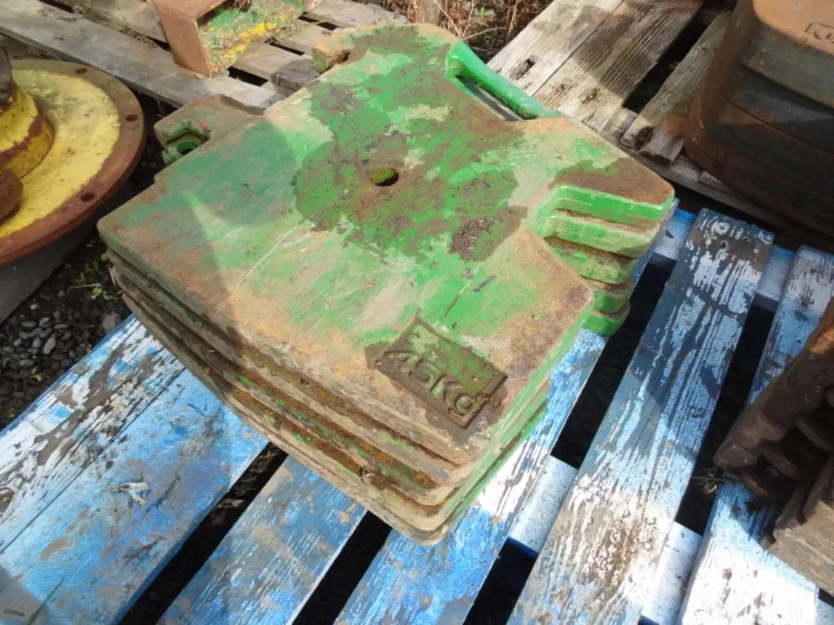 MF Massey Ferguson 45KG Slim Tractor Weights - Image 1