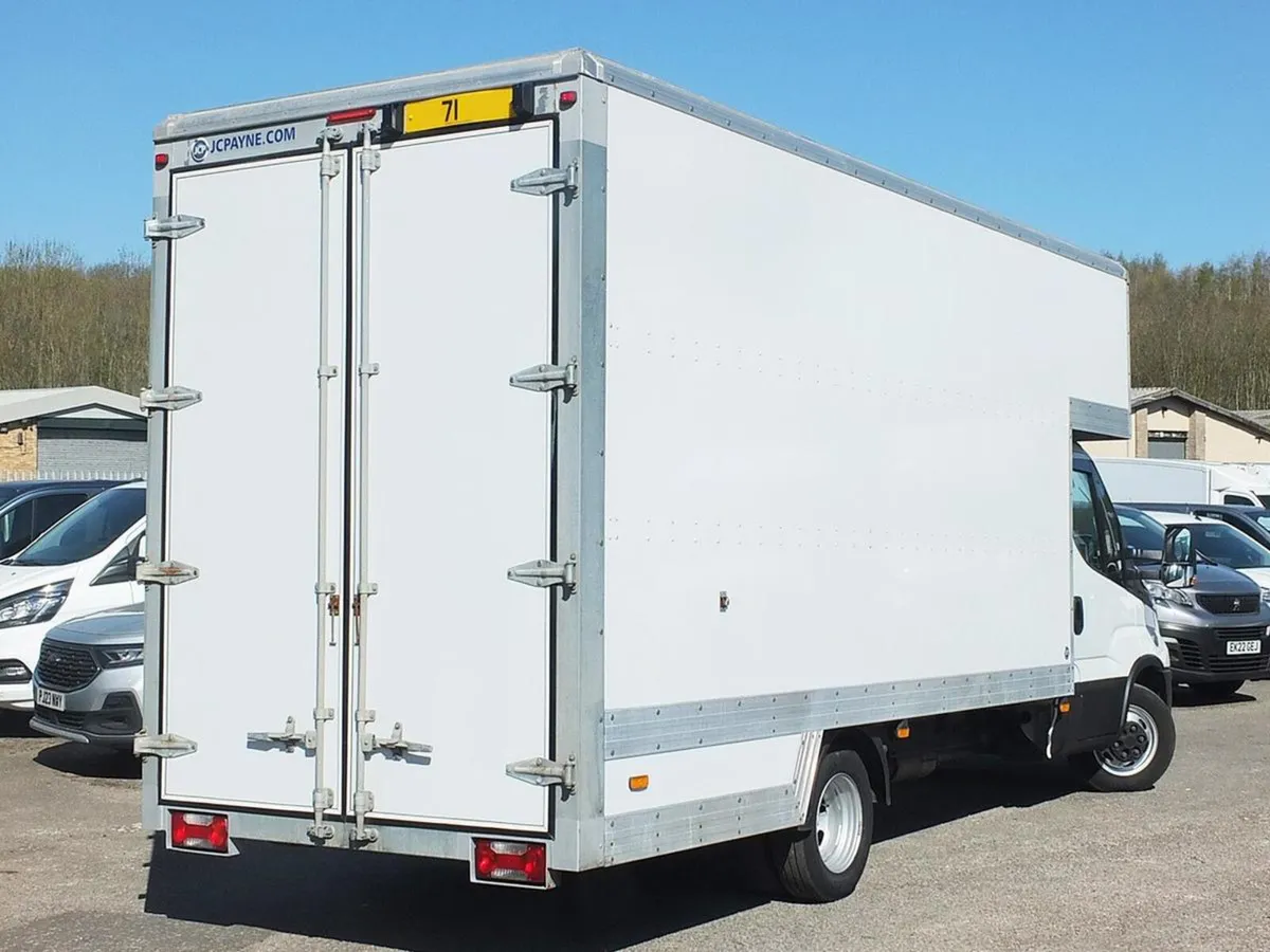 2021 Iveco Daily Luton Box Van - Image 1