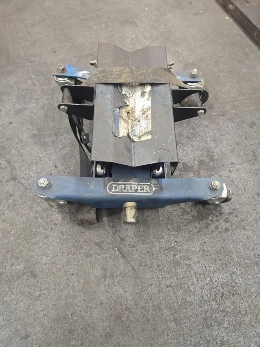 transmission jack - Image 1