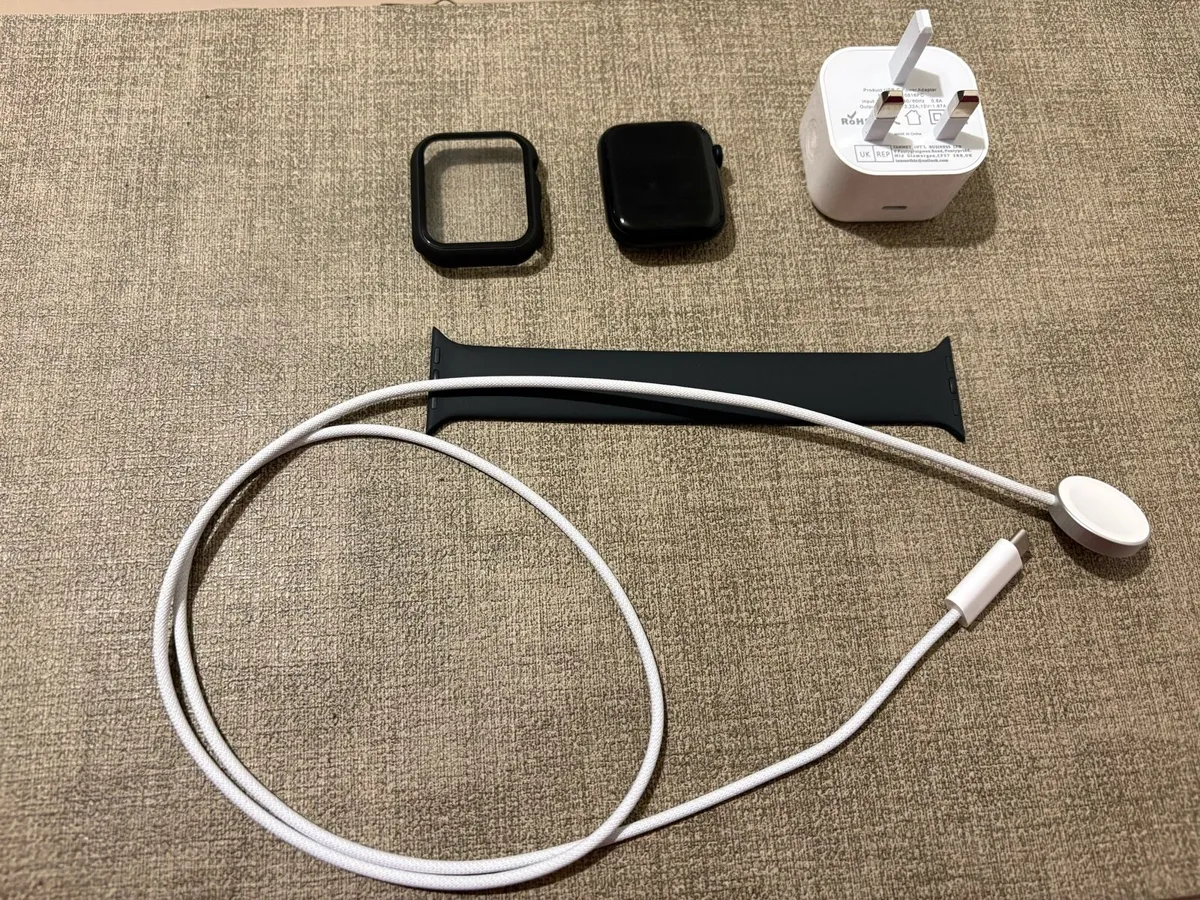 Apple SSE 3 gps + cellular watch - Image 2