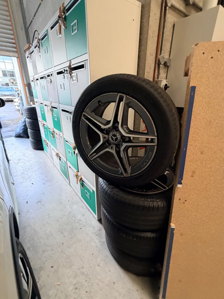 Mercedes Benz Alloys For Sale - AMG ALLOYS - Image 1
