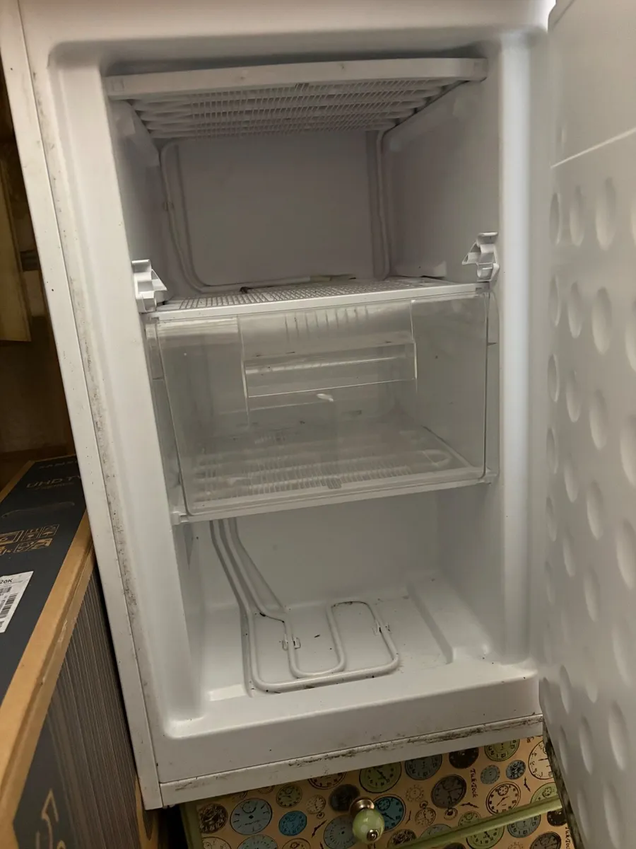 Undercounted freezer - Image 2
