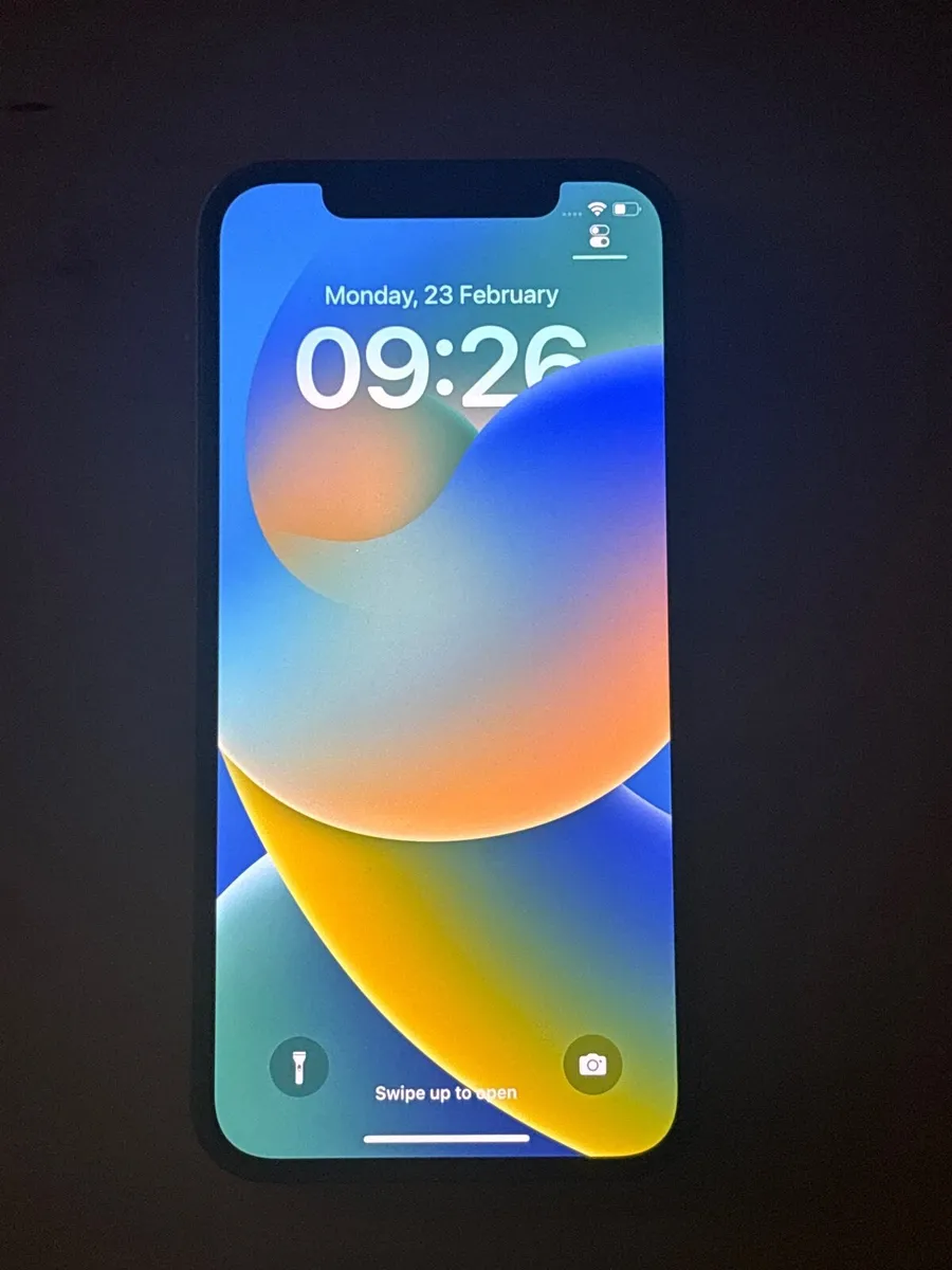 iPhone 12 64gb Unlocked - Good Conditiom - Image 2