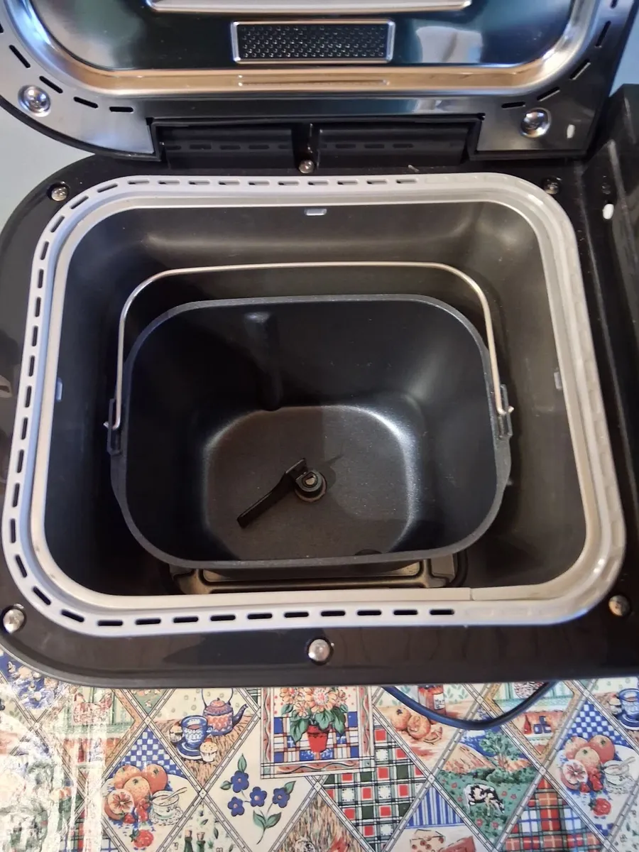 Panasonic Automatic Bread Maker - Image 3