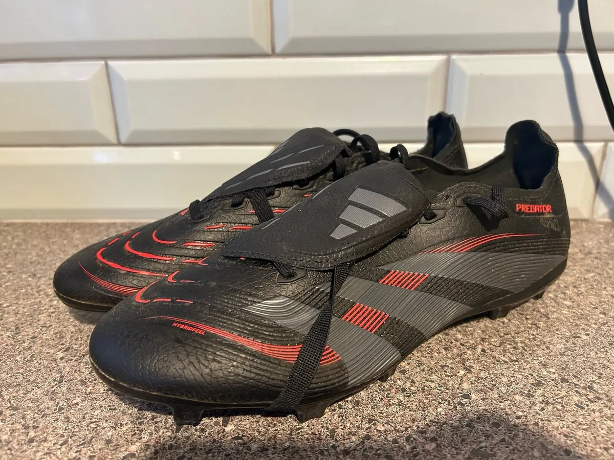 Adidas Predator - Image 1