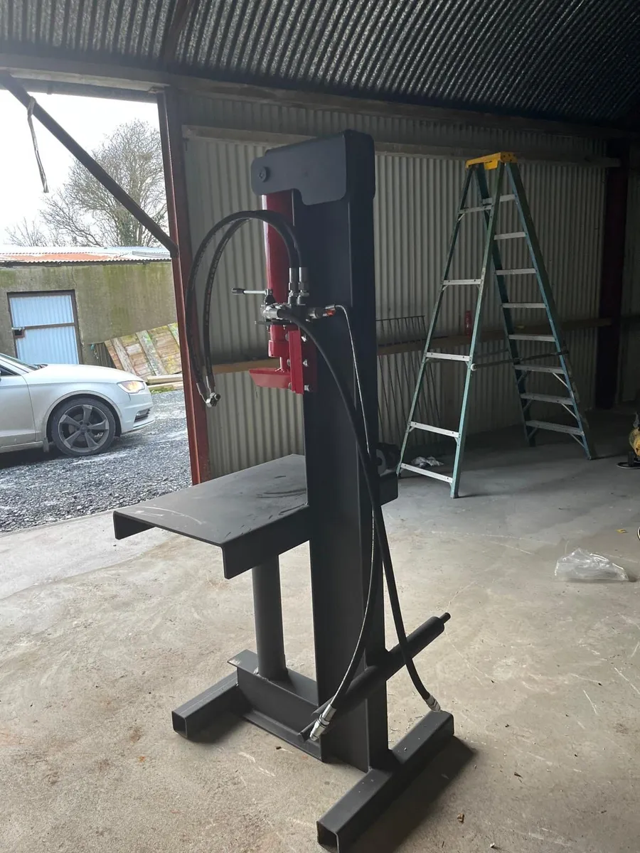 Log splitter - Image 3