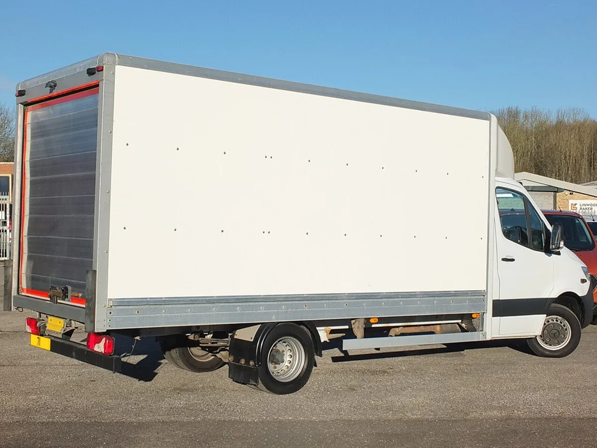 2022 Mercedes-Benz Sprinter Luton Box Van - Image 2