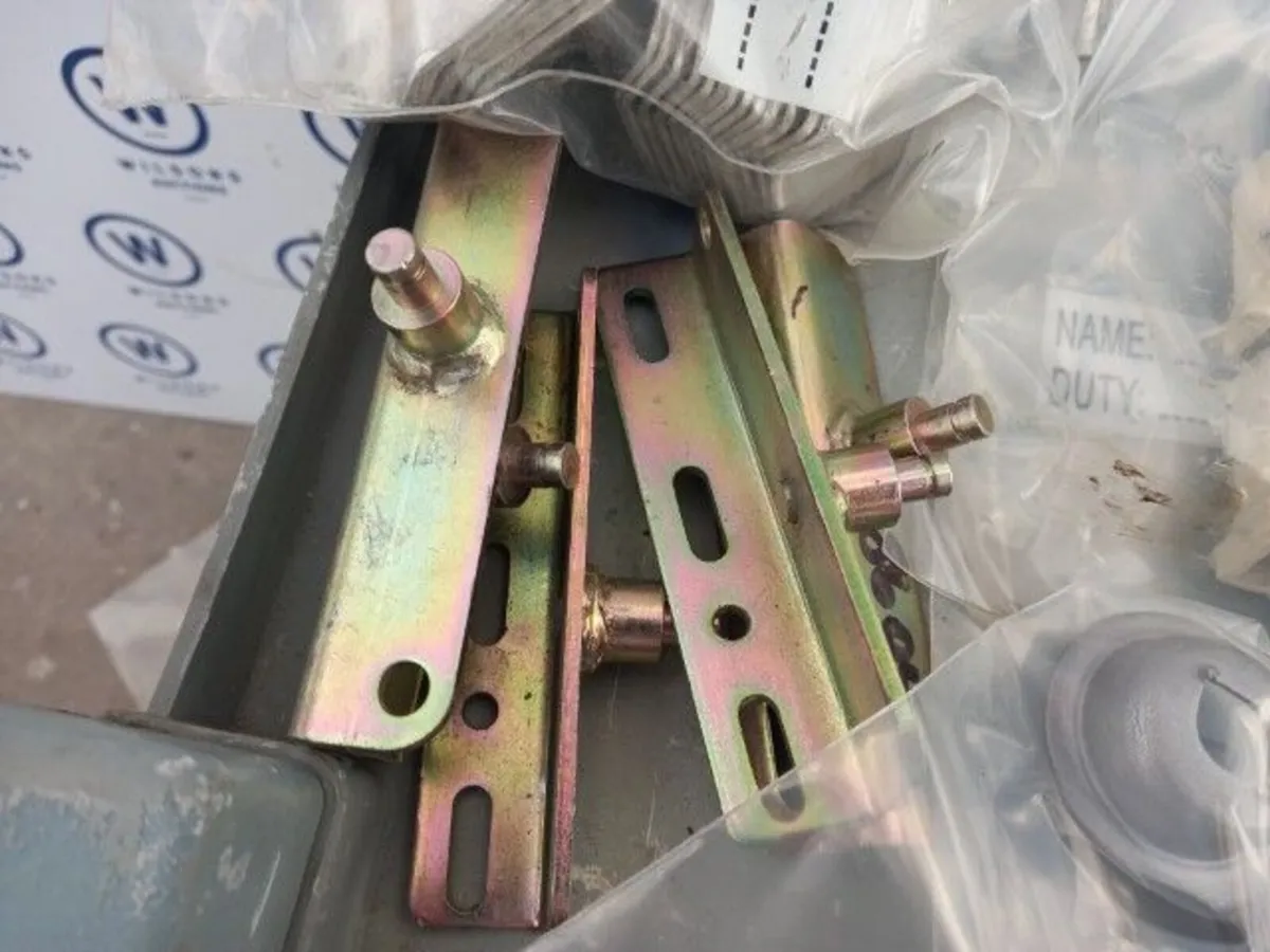 Online Auction Of A Spare Part & More! - Image 3