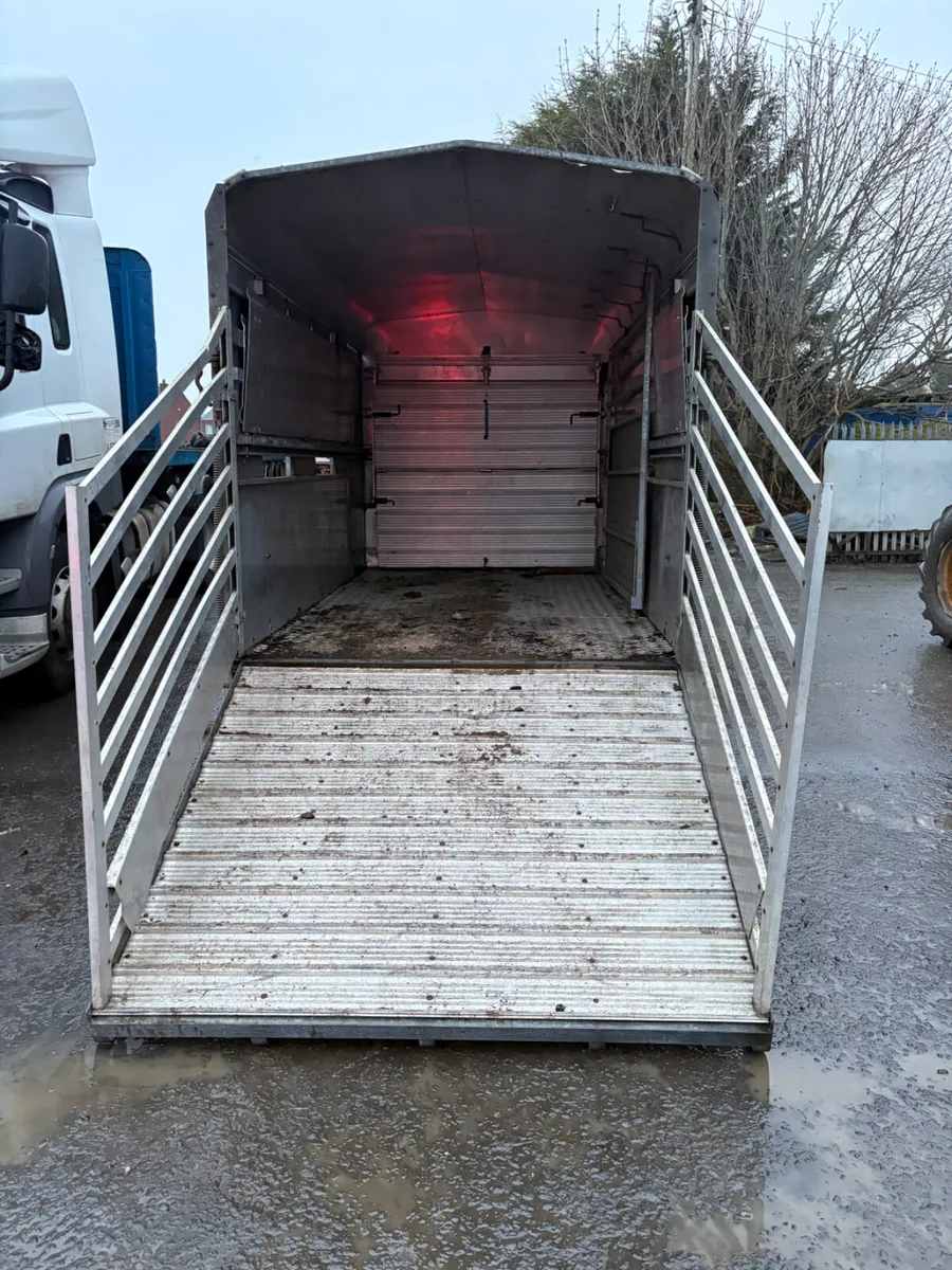 Hudson 12ft livestock trailer - Image 3