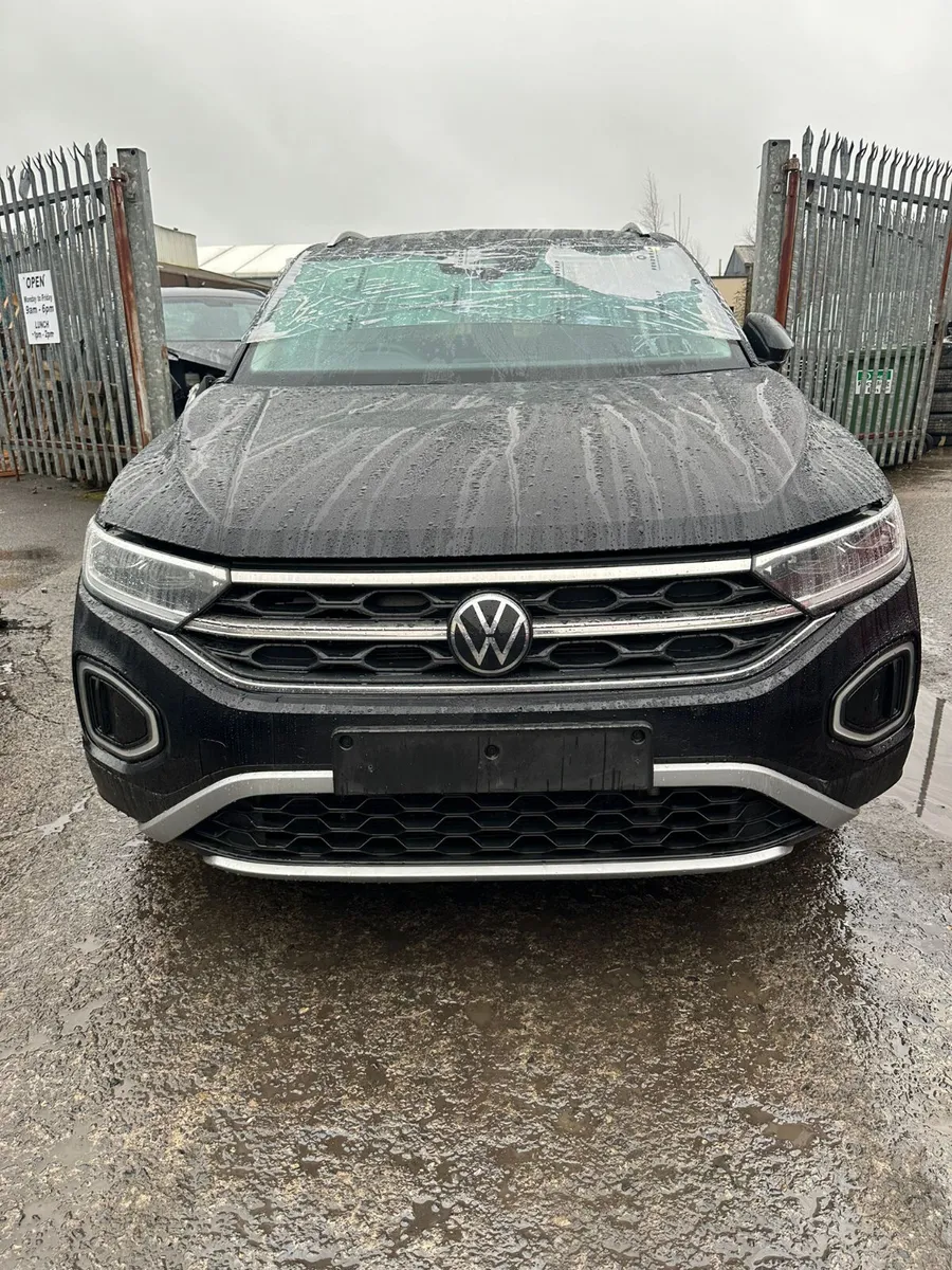 23 VW T-ROC  1.5 TSI (DXD) FOR BREAKING - Image 2