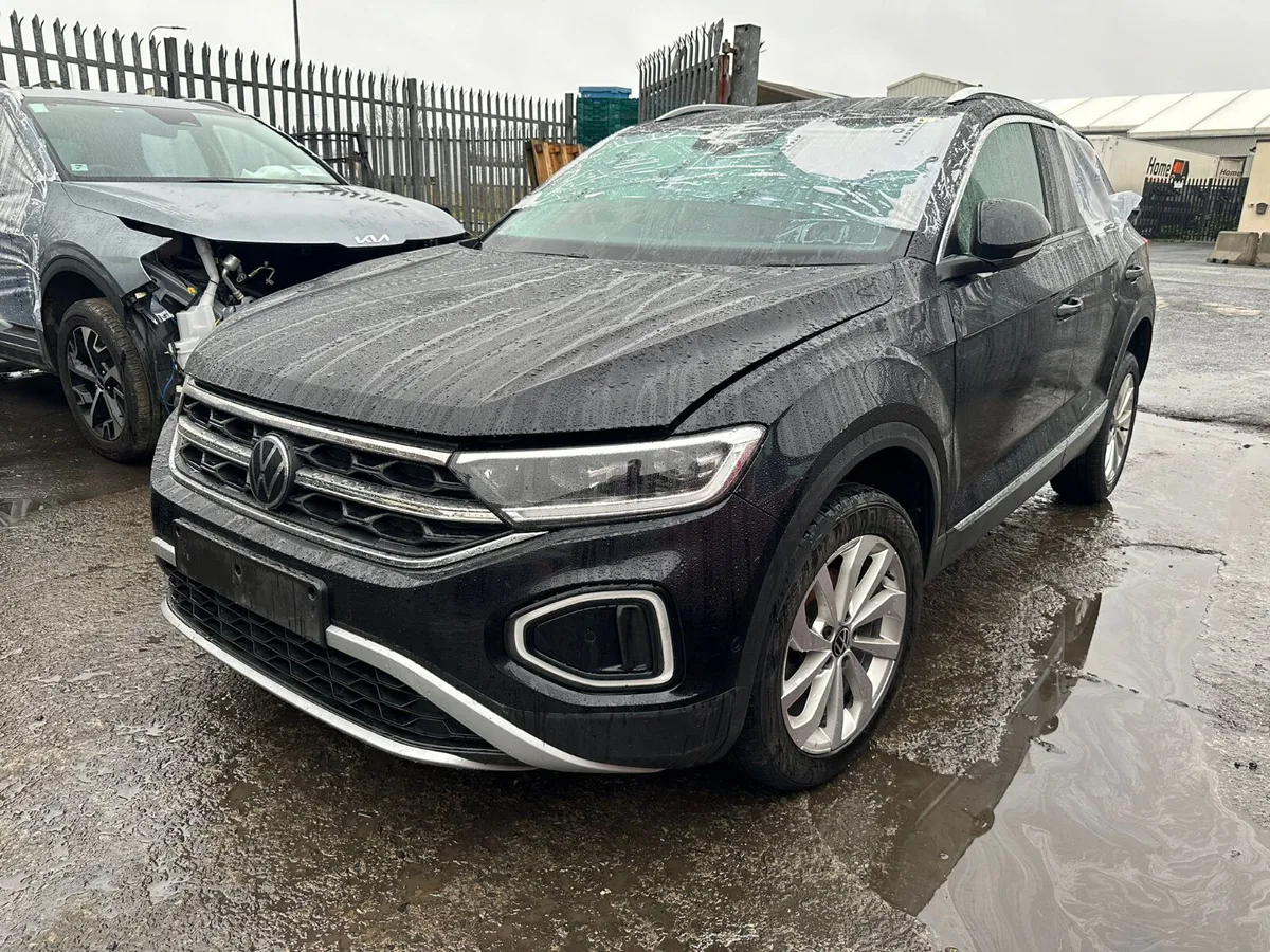 23 VW T-ROC  1.5 TSI (DXD) FOR BREAKING - Image 3