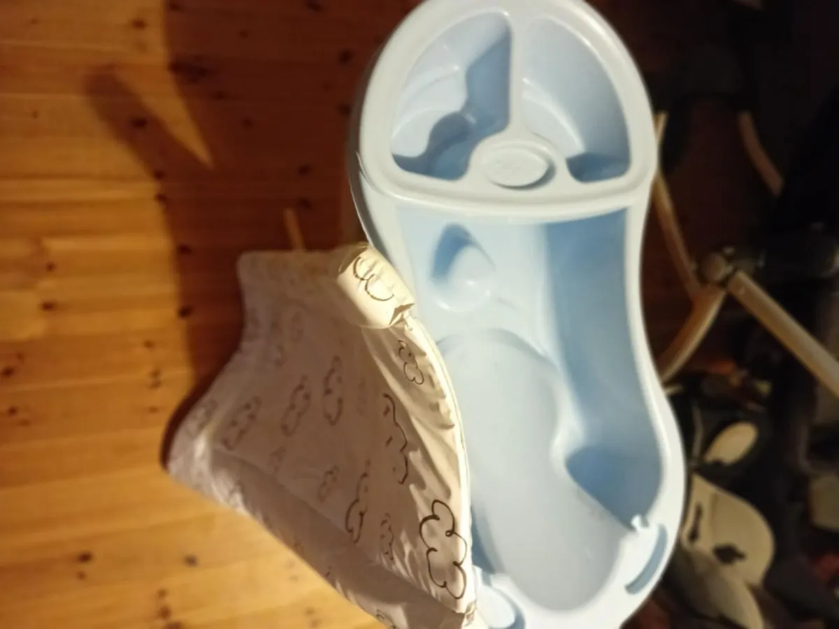 Mother & Baby - Image 3