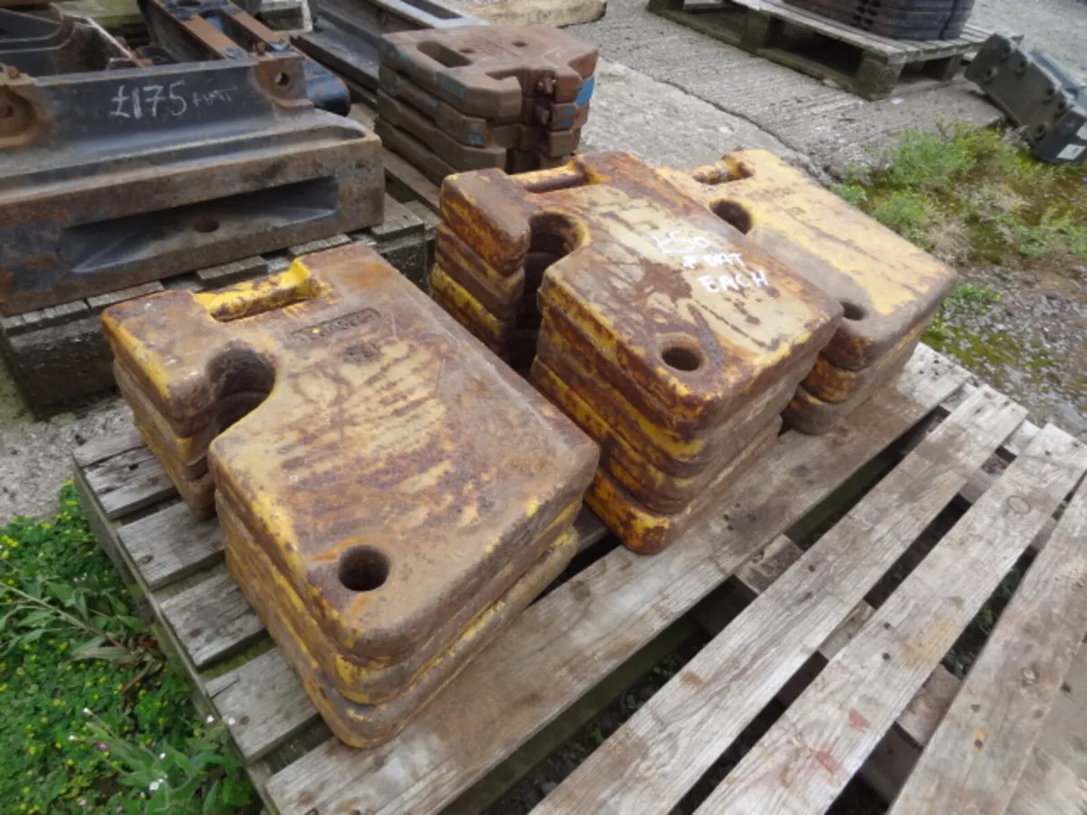 Track Marshall Suitcase Tractor Weights - Image 2