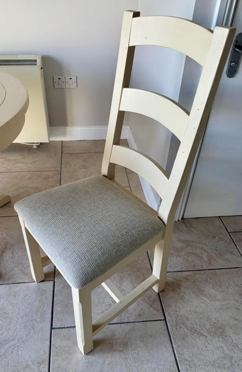 Dining table & 4 chairs - Image 2