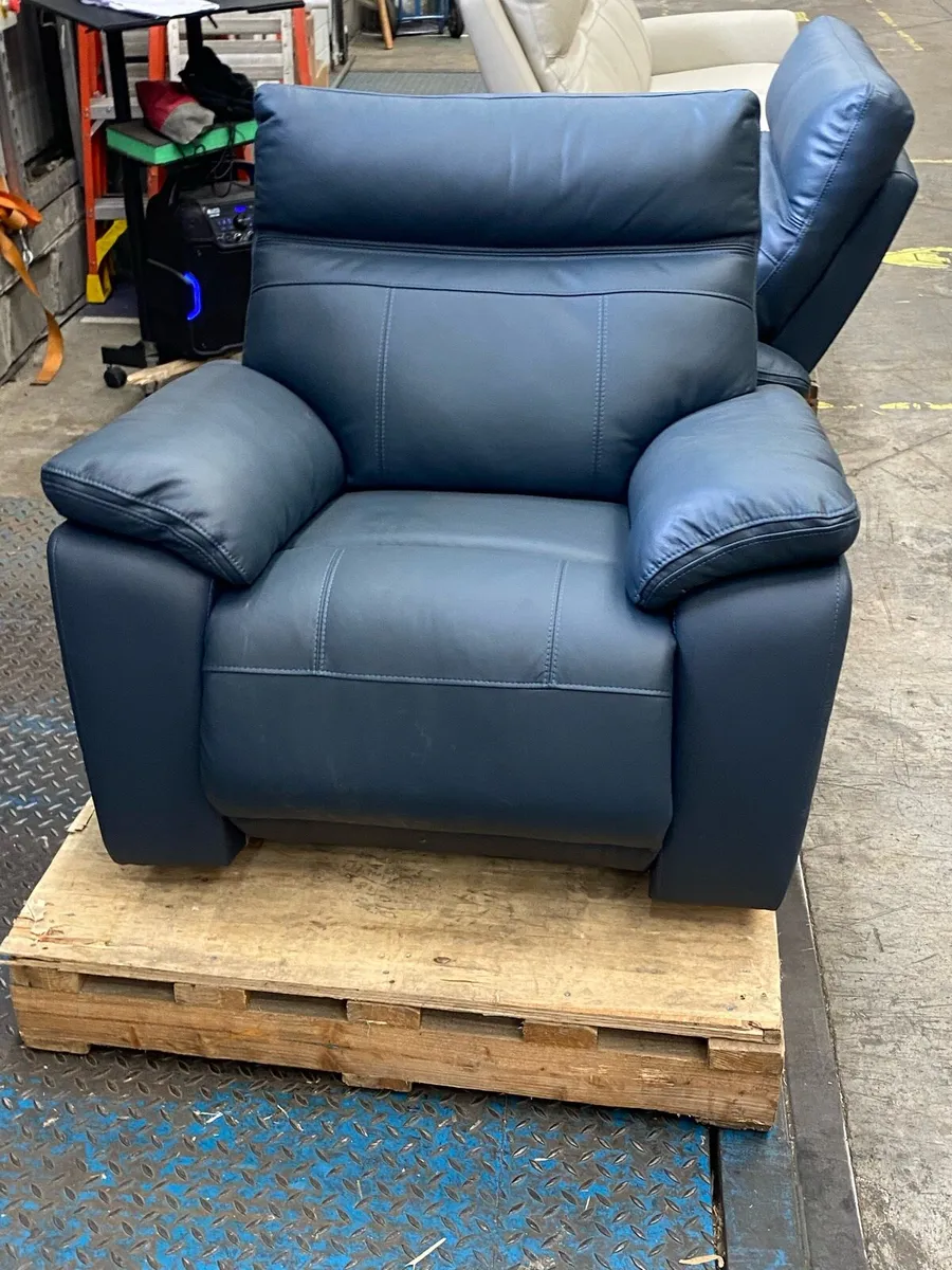 Giada Leather Powered Armchairs - Image 4