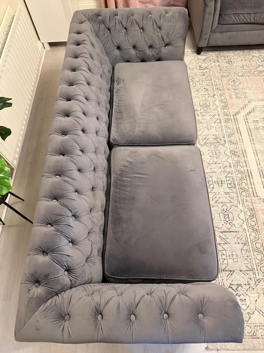 Chesterfield Sofa - Image 3