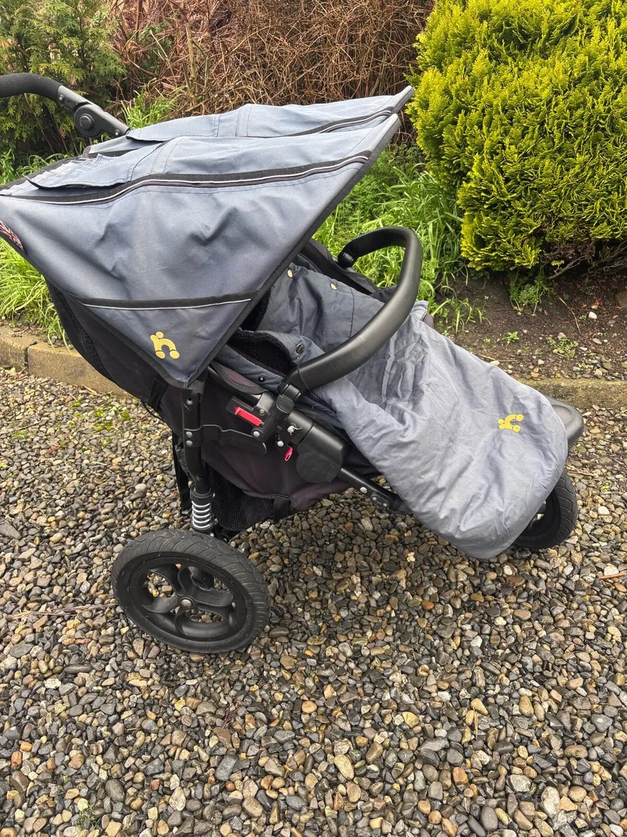 Out n about double - Image 2