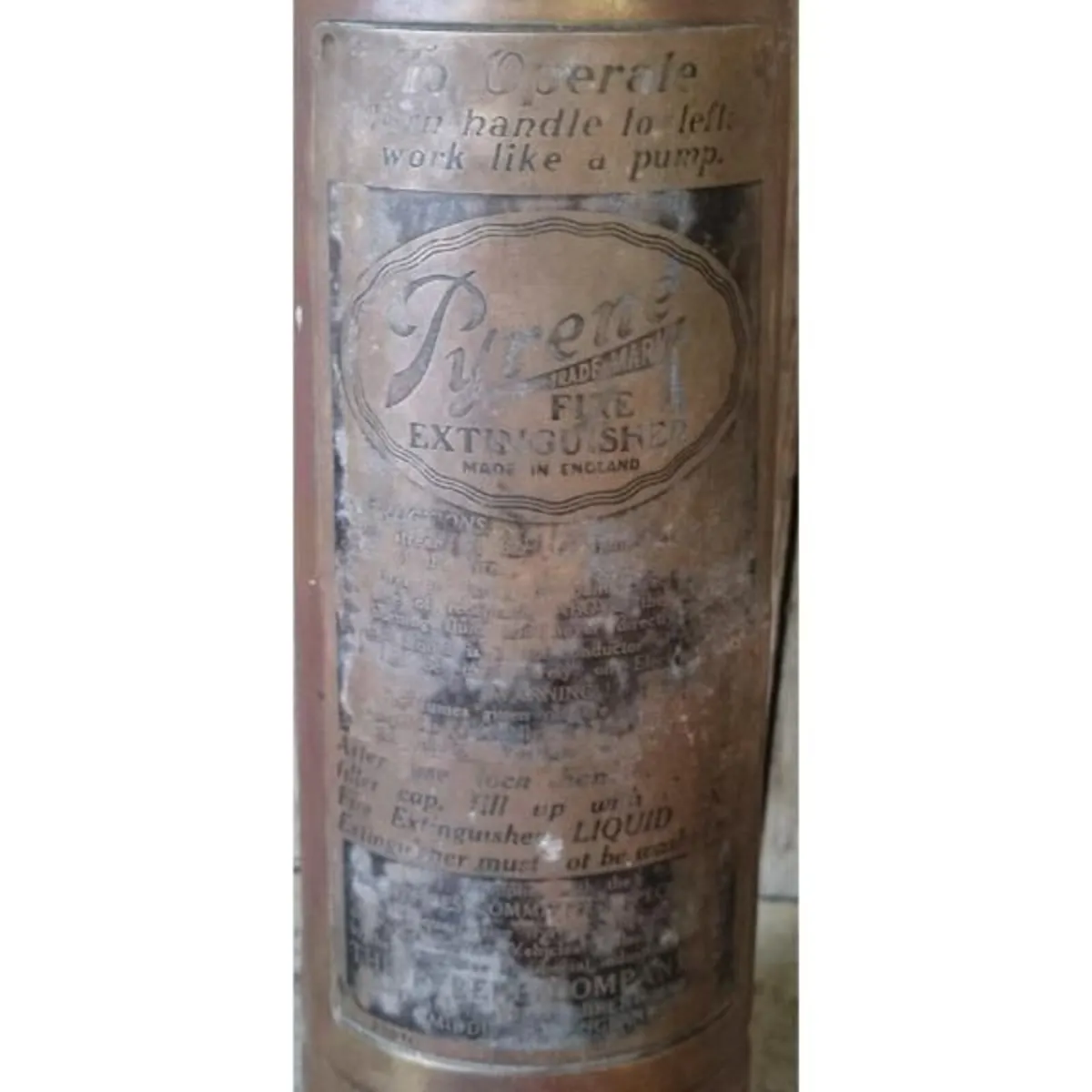 Pyrene Fire Extinguisher KAS915 - Image 2