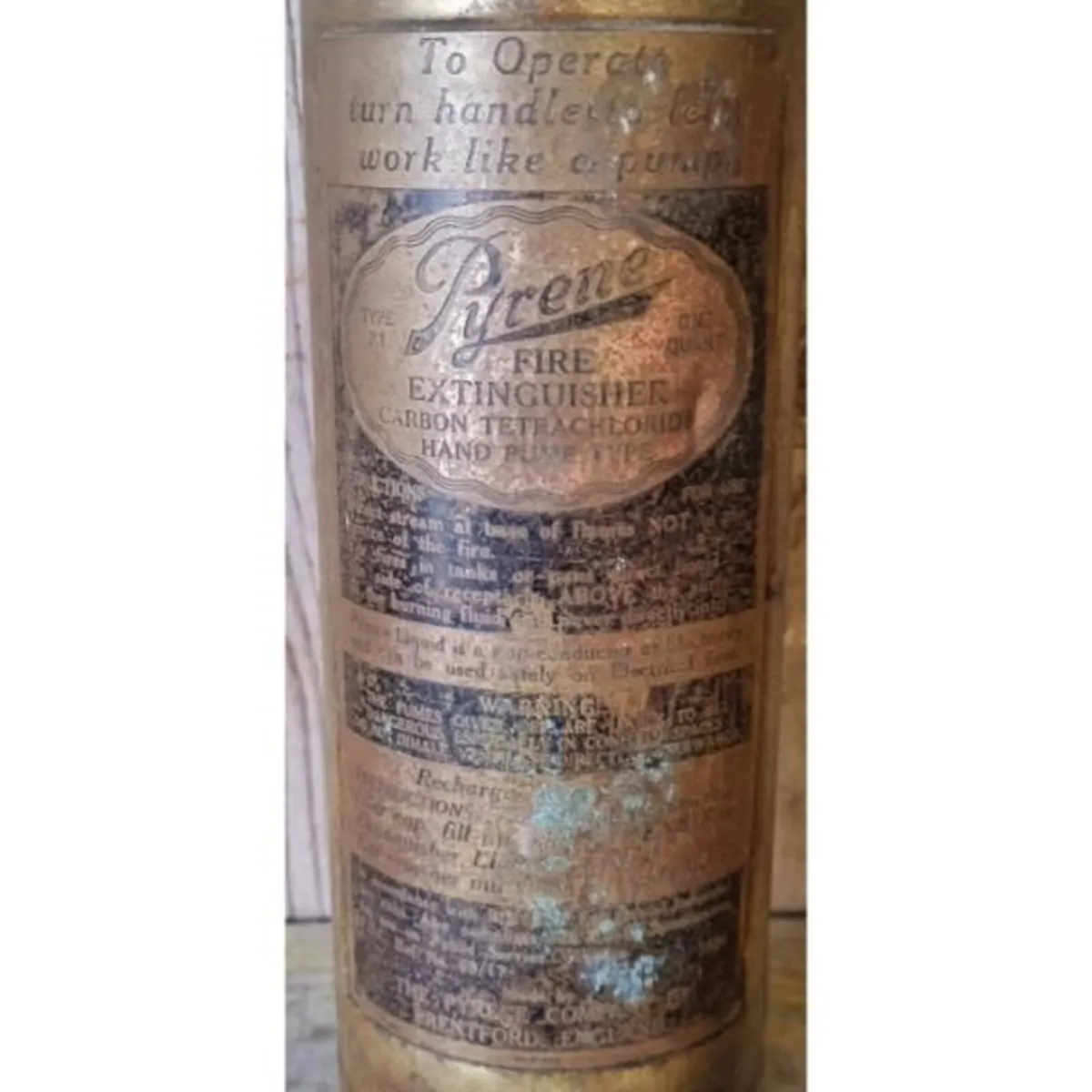 Pyrene Fire Extinguisher KAS914 - Image 2