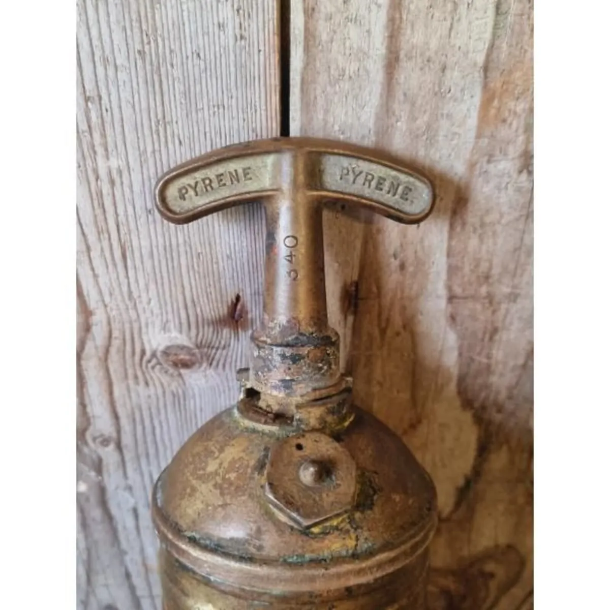 Pyrene Fire Extinguisher KAS914 - Image 3