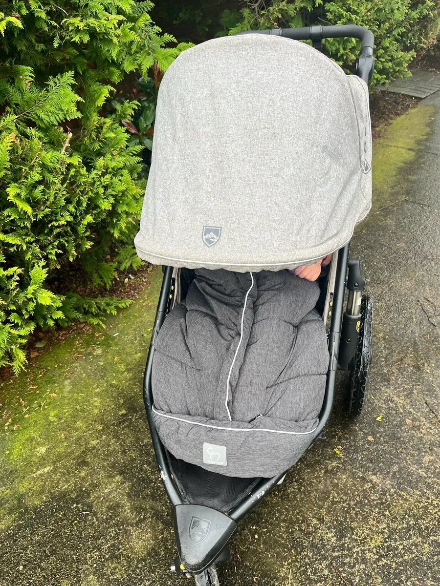 BOB Gear Alterrain Pro Jogging Stroller - Image 2