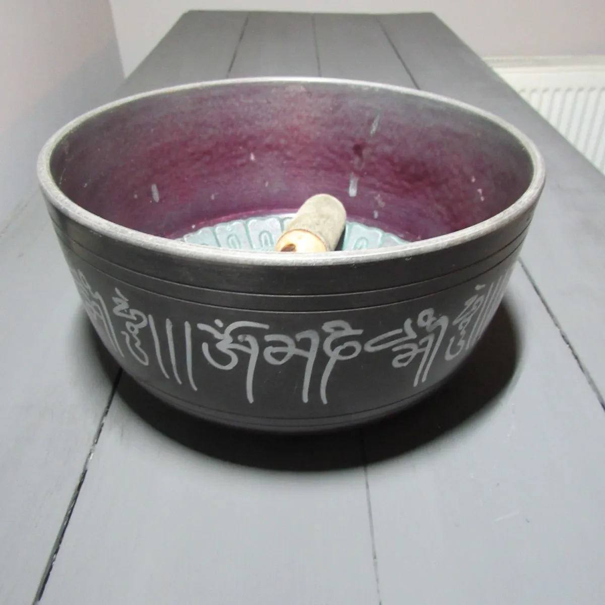 Large 21cm Tibetan Singing Bowl – Meditation - Image 3