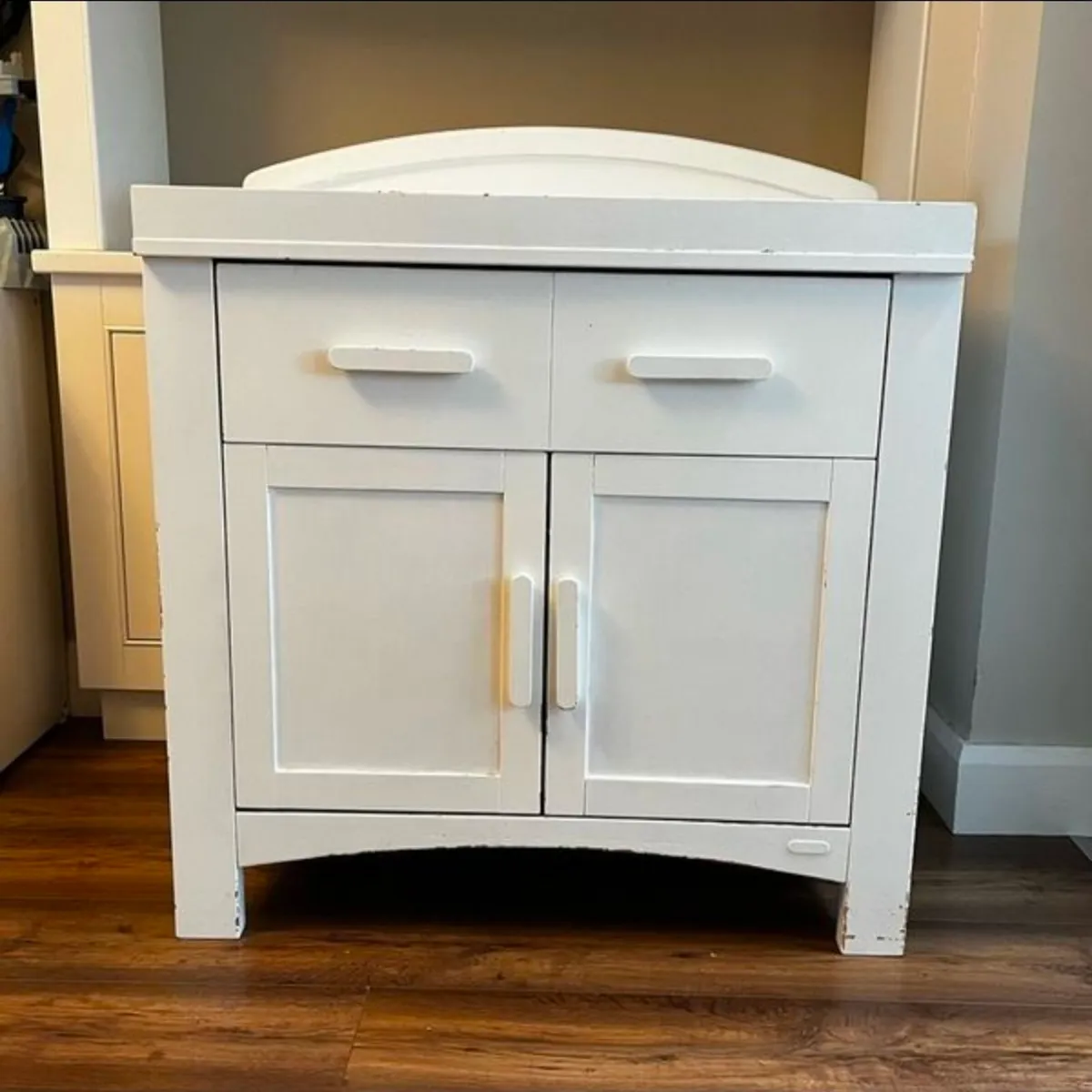 White Painted Baby changing table - Image 1
