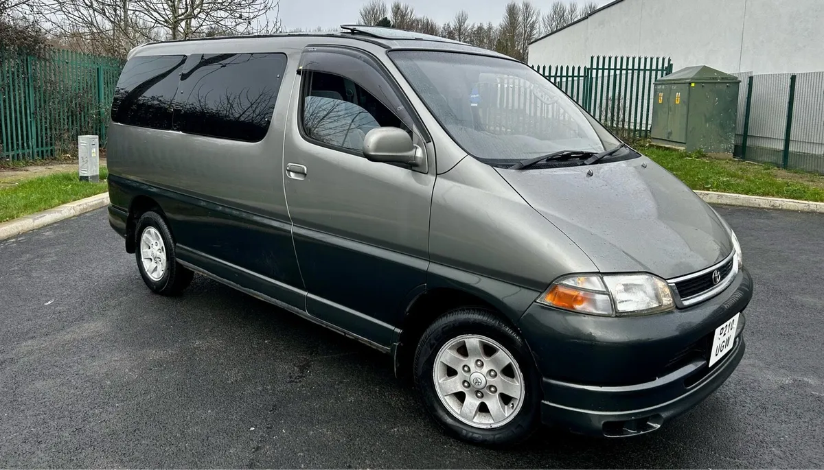 1996 Toyota Hiace Granvia - Image 1