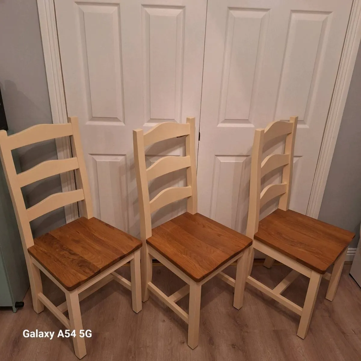 Dining room chairs - Image 2